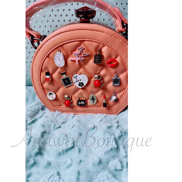 Quinn Quilted Diamond Charm Crossbody - Picture 7 of 10